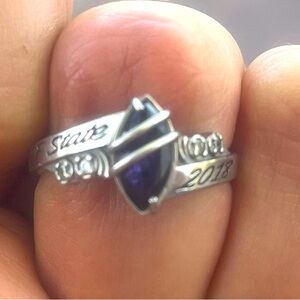 Silver class ring San Francisco size 8 with Purple Amythest & 4 little diamonds